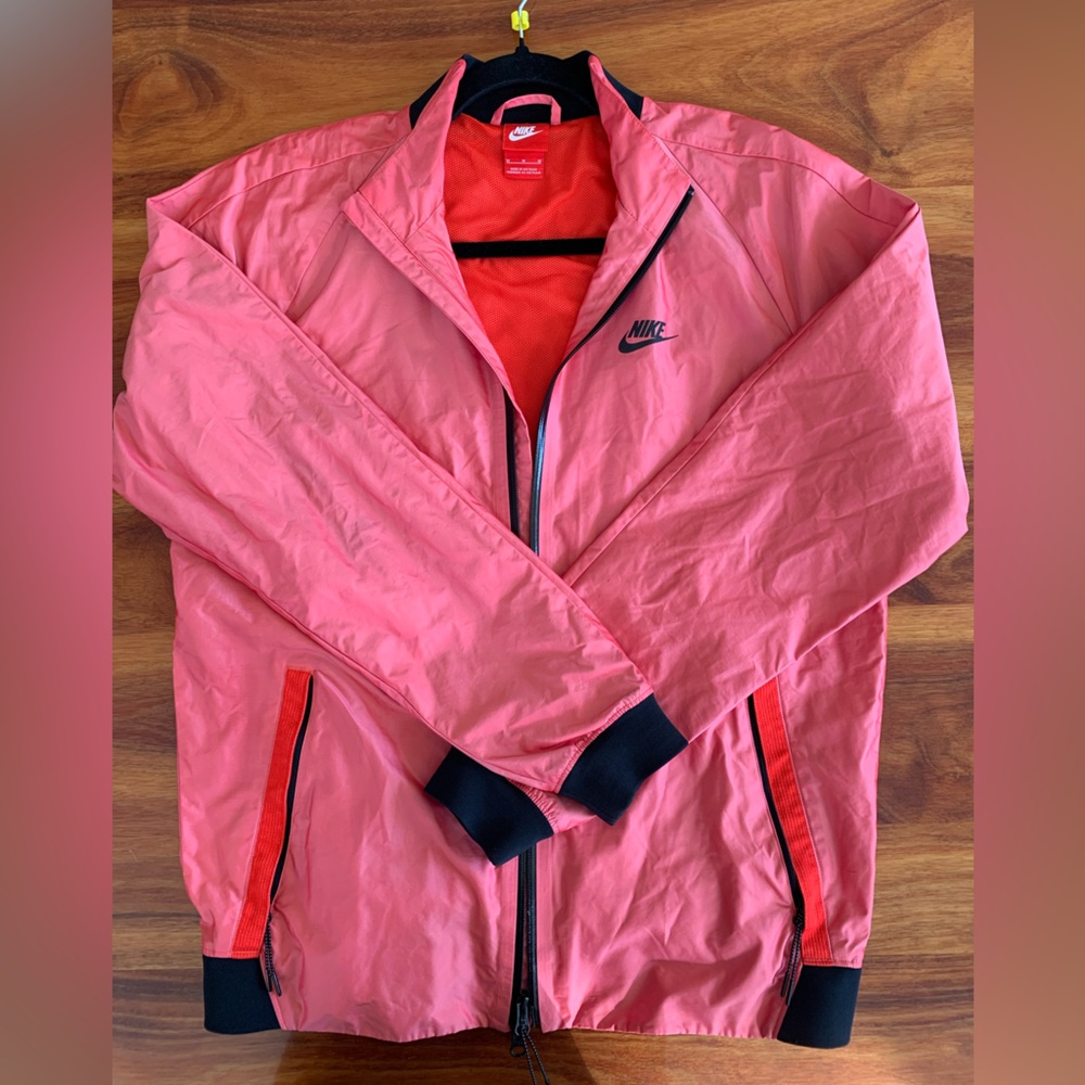 Rare Nike Men’s Pink Reflective Windbreaker Track Bomber Jacket Size M - Picture 2 of 7